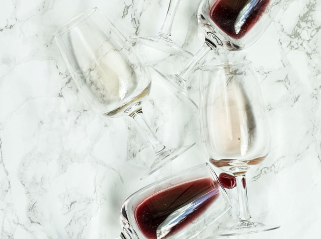 Чем отличается красное вино от белого | Блог Винного дома Мильстрим